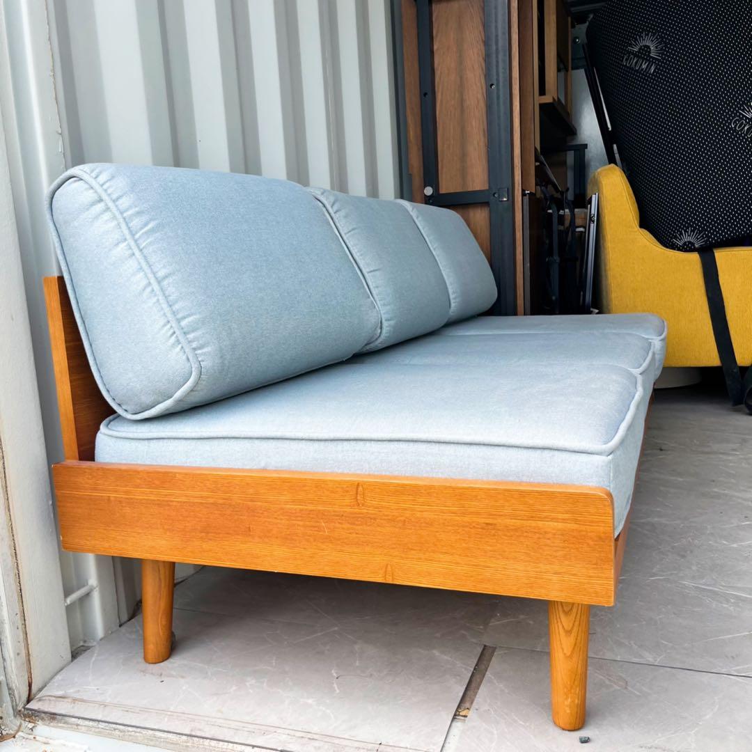 取付無料！ウニコ アルベロ 北欧風水色ファブリック3人掛けソファ✨