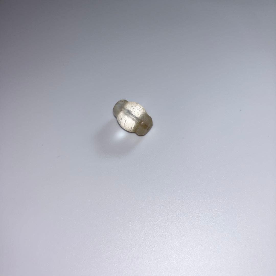 古代水晶　ビーズ