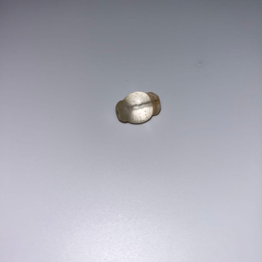 古代水晶　ビーズ