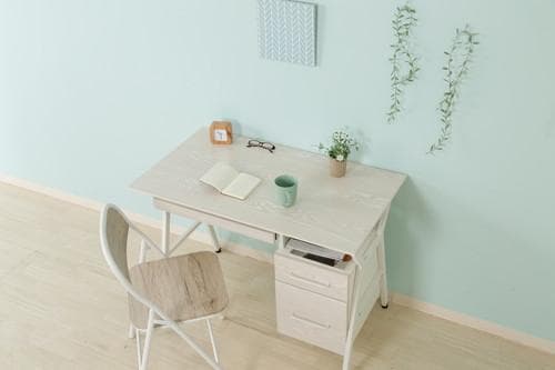 《新品・送料無料》デスク　クレバー　ホワイト