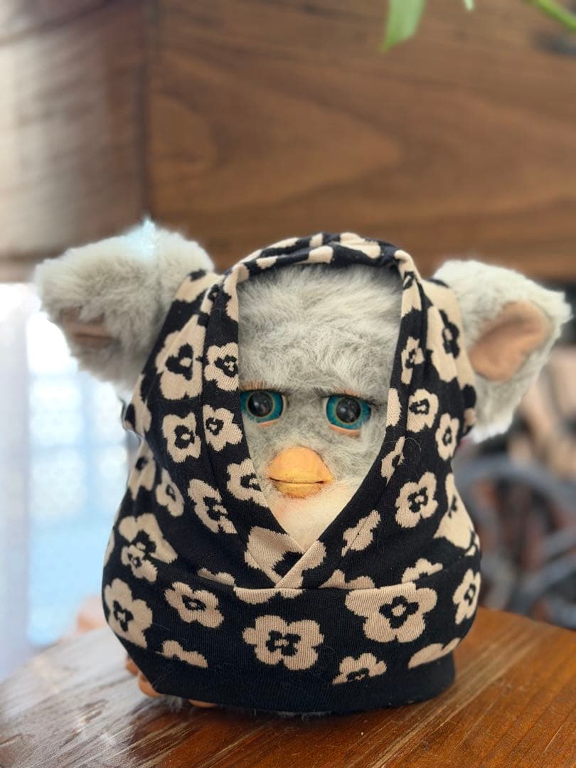 最終値下げ【稼働品】ファービー2 クラウディピーチ ブルー目 ドイツ語 2005