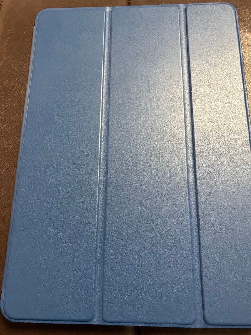 Apple iPad (第7世代) シルバー 32GB セルラー