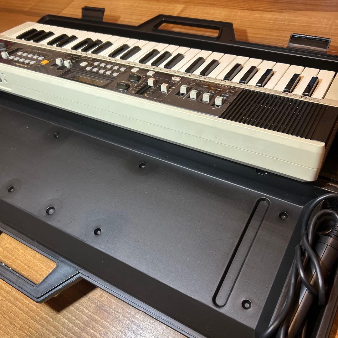 カシオ　シンセサイザー　キーボード CASIO Casiotone MT-70