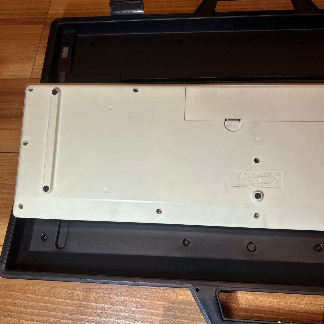 カシオ　シンセサイザー　キーボード CASIO Casiotone MT-70
