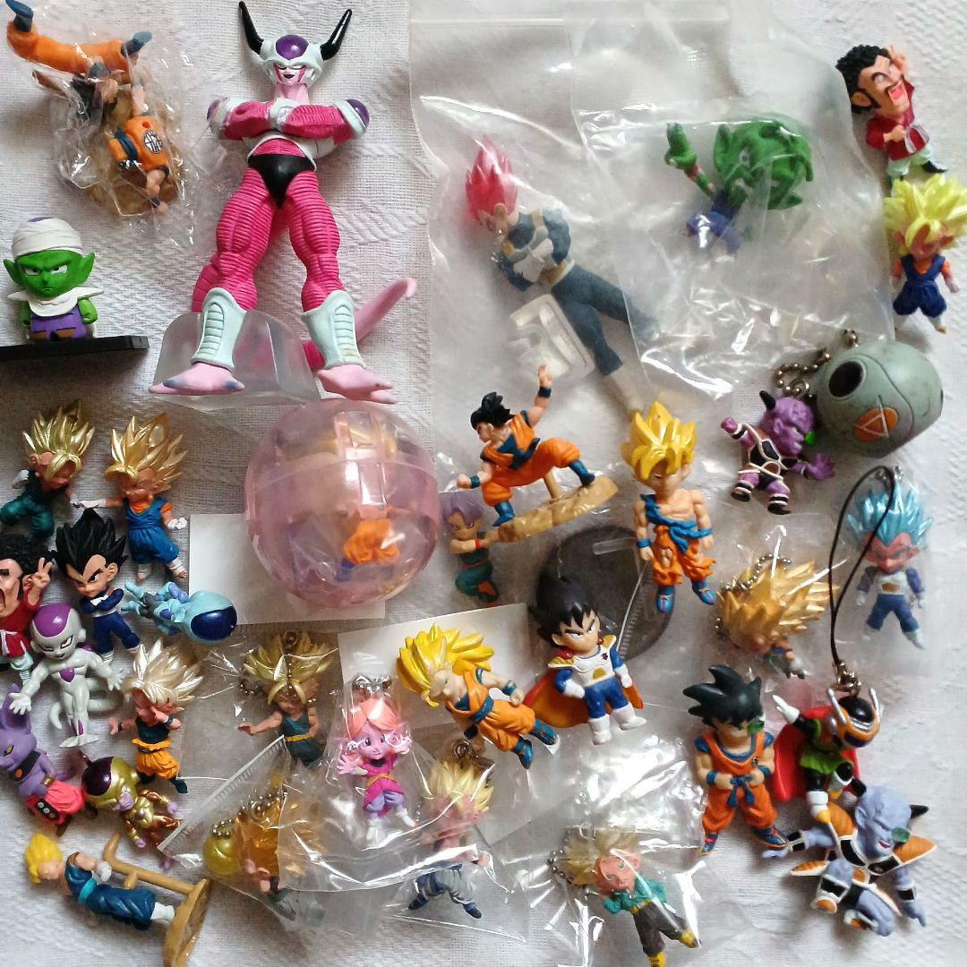 ドラゴンボール アニメグッズ 大量まとめ売り フィギュア　カード　ブルマ　当時