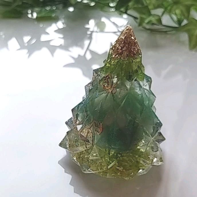 オルゴナイト　クリスマスツリー　ハンドメイド