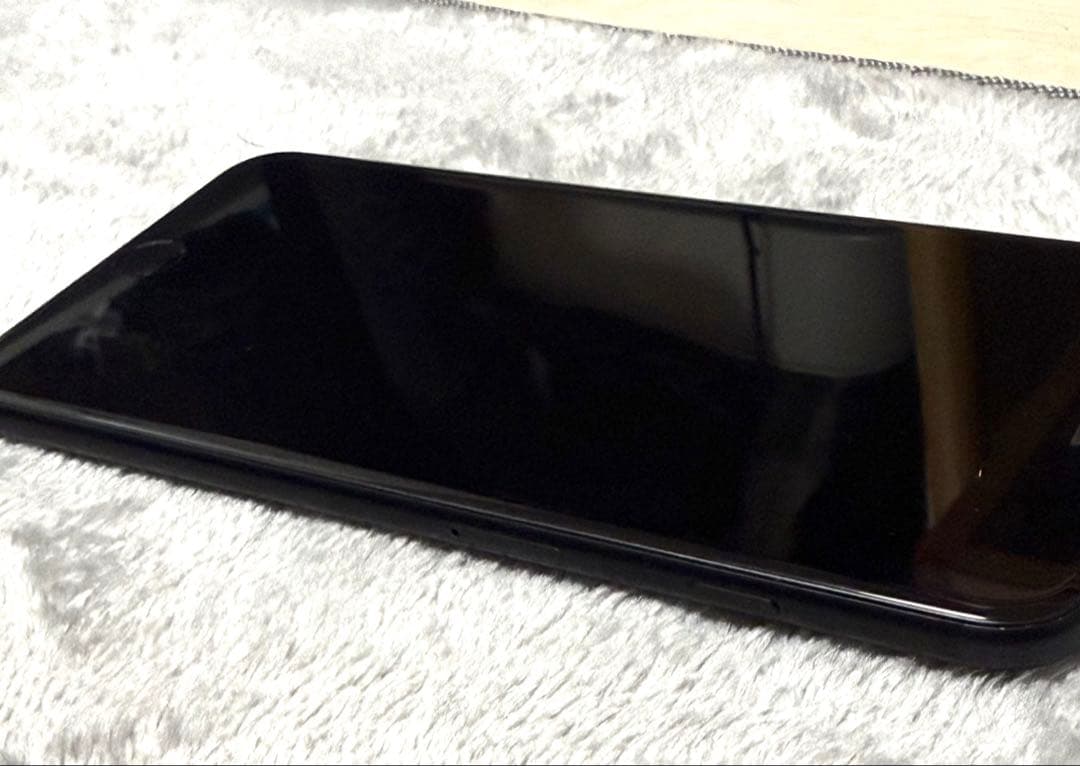 スマートフォン本体 iPhone7plus 256GB