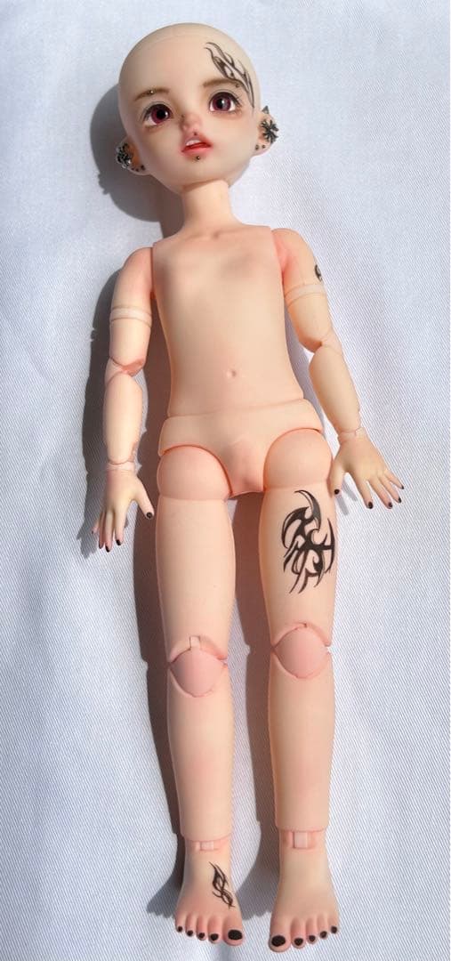 【お値下げ】カスタムドール 1/6 bjd 球体関節人形 ピアス付き