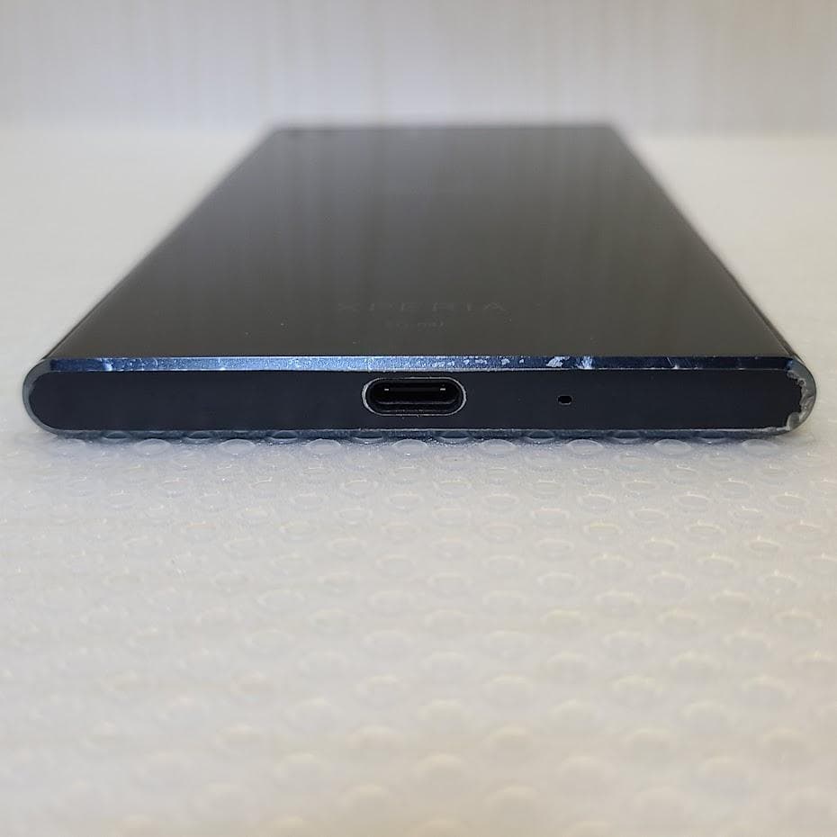 Xperia XZ Premium ■ 4GB/64GB / SO-04J