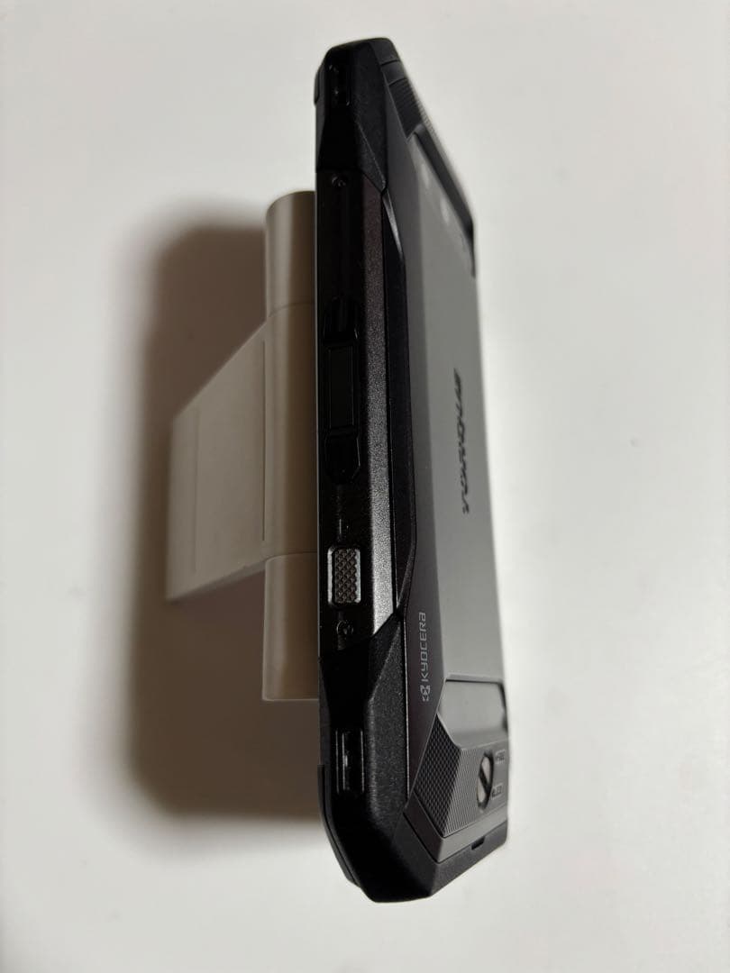 128G KYG01 TORQUE 5G ブラック au SIMフリー