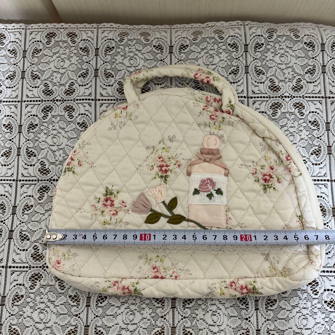 マニーローズ　トラベルポーチ　コラージュ