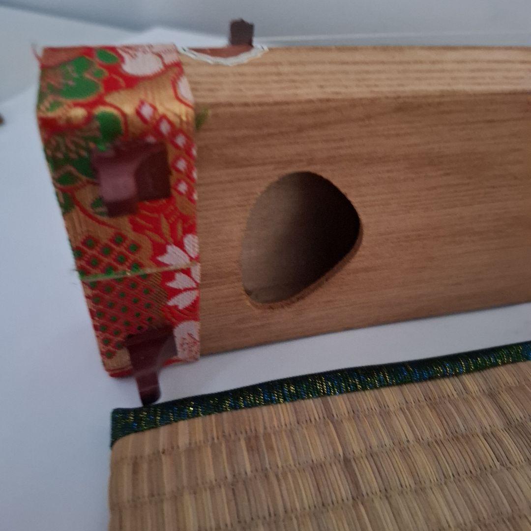 13弦の 華やかな装飾のミニお琴