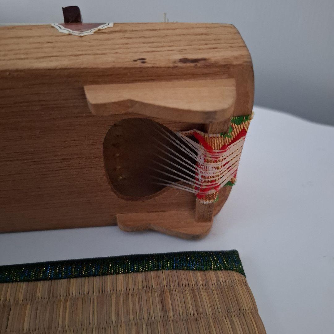 13弦の 華やかな装飾のミニお琴