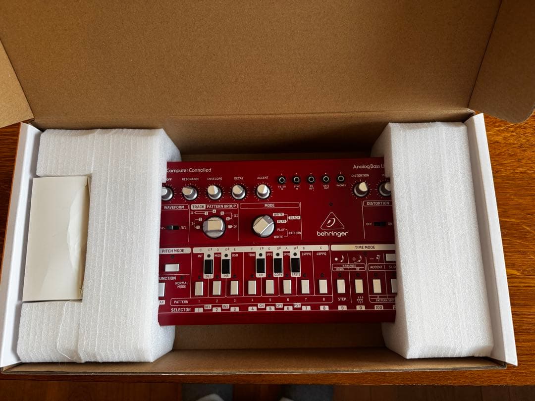 Behringer TD-3 RD アナログシンセサイザー