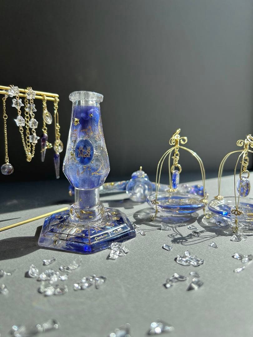 牡牛座さんのための星座の天秤　アクセサリー付き　持ち運びok組み立て式天秤