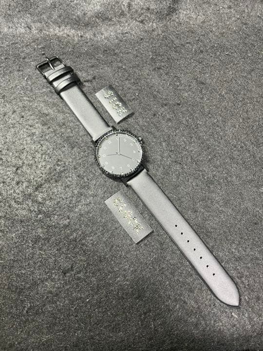 SICK CLOCK 腕時計 オリジナルブランド スワロフスキー 黒 文字盤 黒
