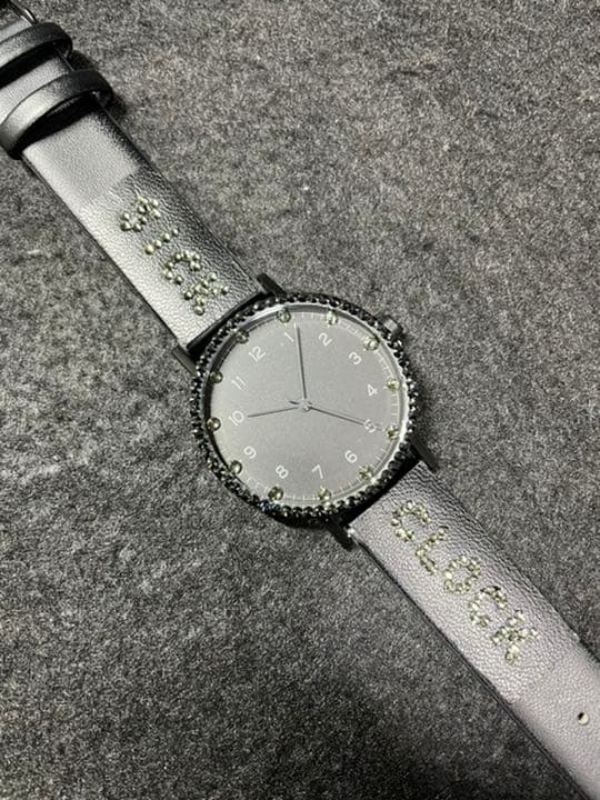 SICK CLOCK 腕時計 オリジナルブランド スワロフスキー 黒 文字盤 黒
