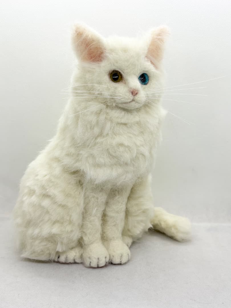 A猫 羊毛フェルト白猫【ハンドメイド 猫