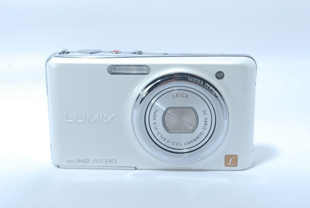美品✨Panasonic 大人気 コンデジ ホワイト デジタルカメラ スマホ転送