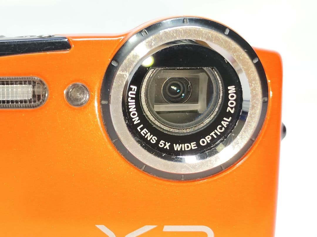 【並品】FUJIFILM FINEPIX XP70 オレンジ