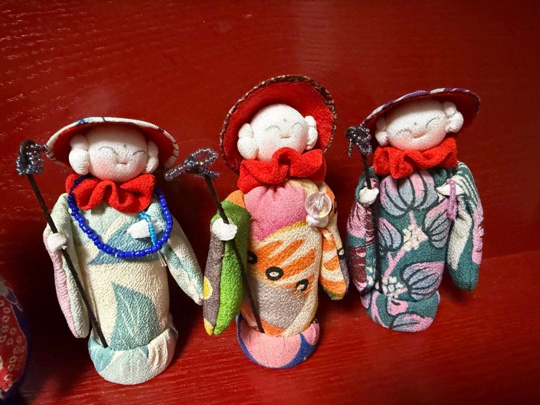 ちりめん細工　六地蔵　縮緬古布縮緬細工　人形