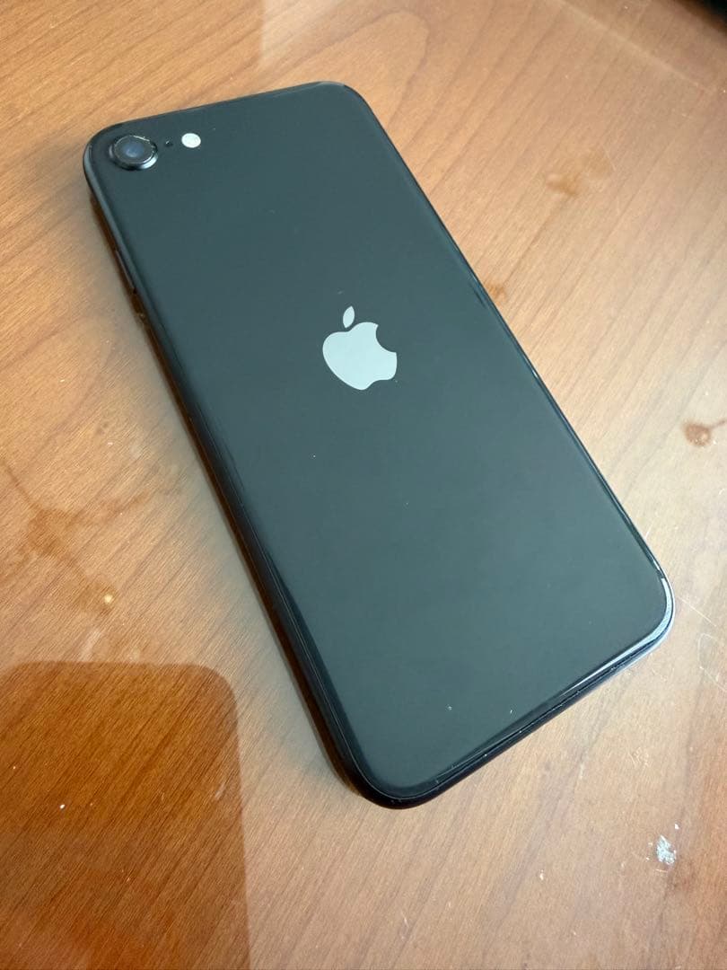 Apple iPhone SE2ブラック バッテリー85%