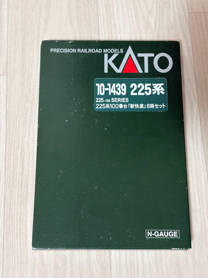 KATO 10-1439 225系100番台『新快速』8両セット
