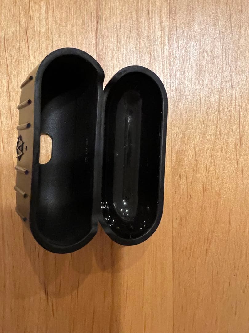 【RIMOWA】AirPods Pro ケース　マットブラック　美品