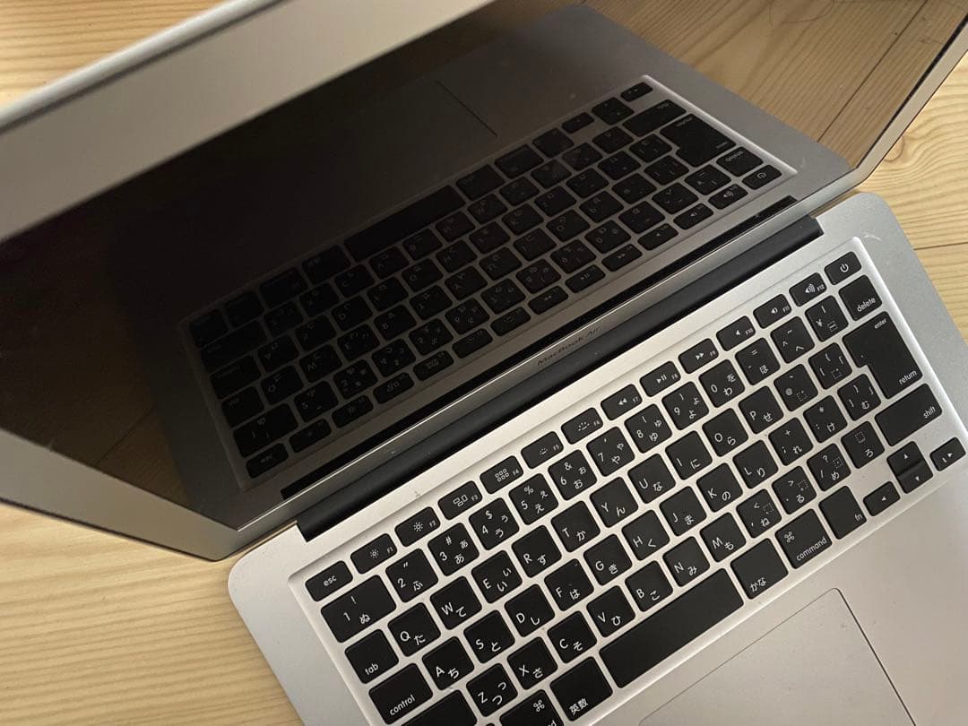MacBook Air 13.3 インチ (2015)