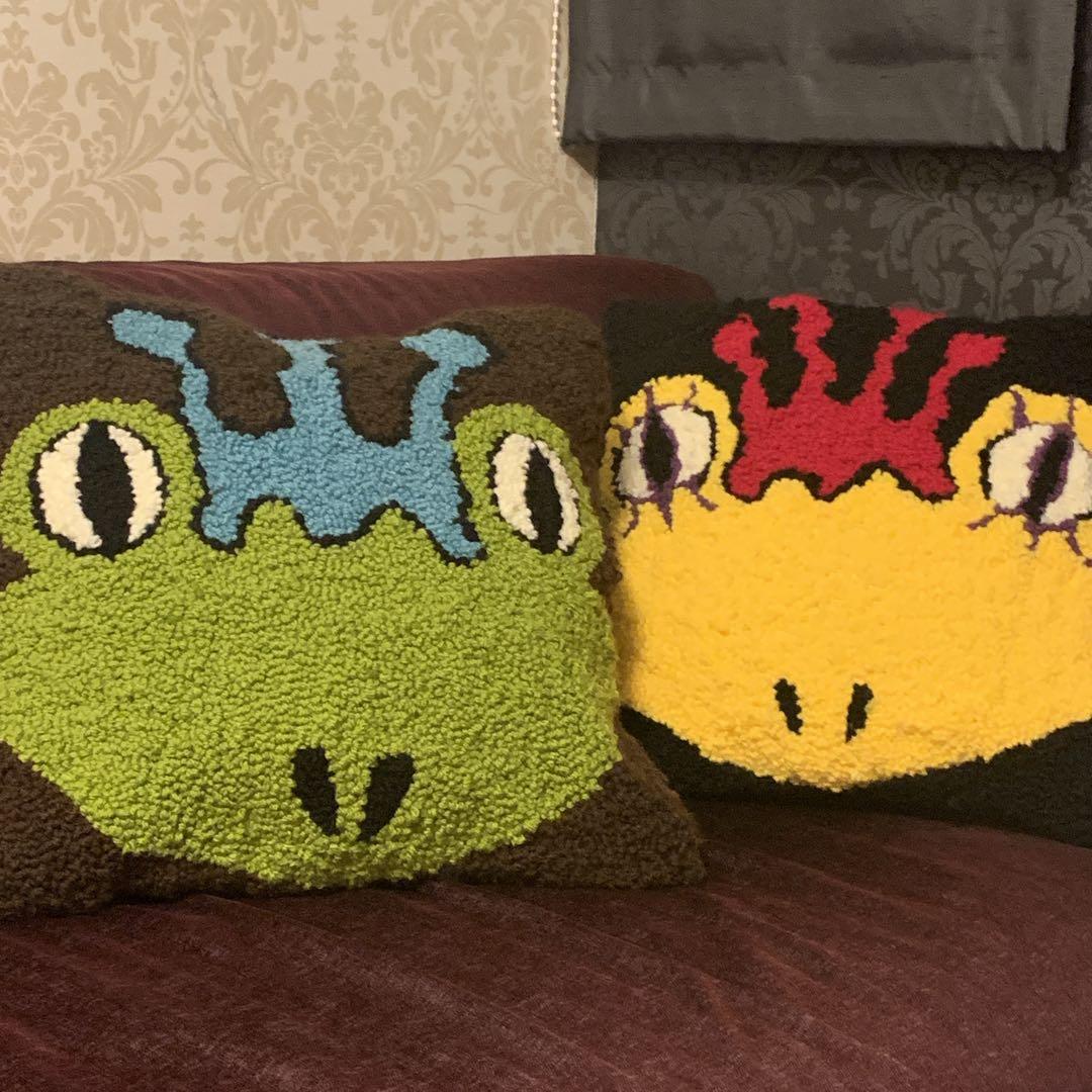 再値下げ‼️7400円→6200円①カエル クッションカバー ♡パンチニードル