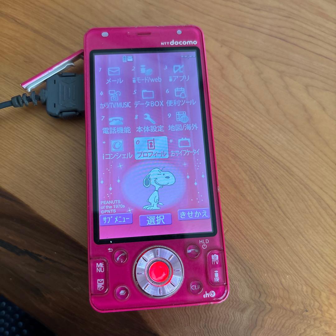 NTT docomo ピンク スライド式携帯電話　ジャンク品