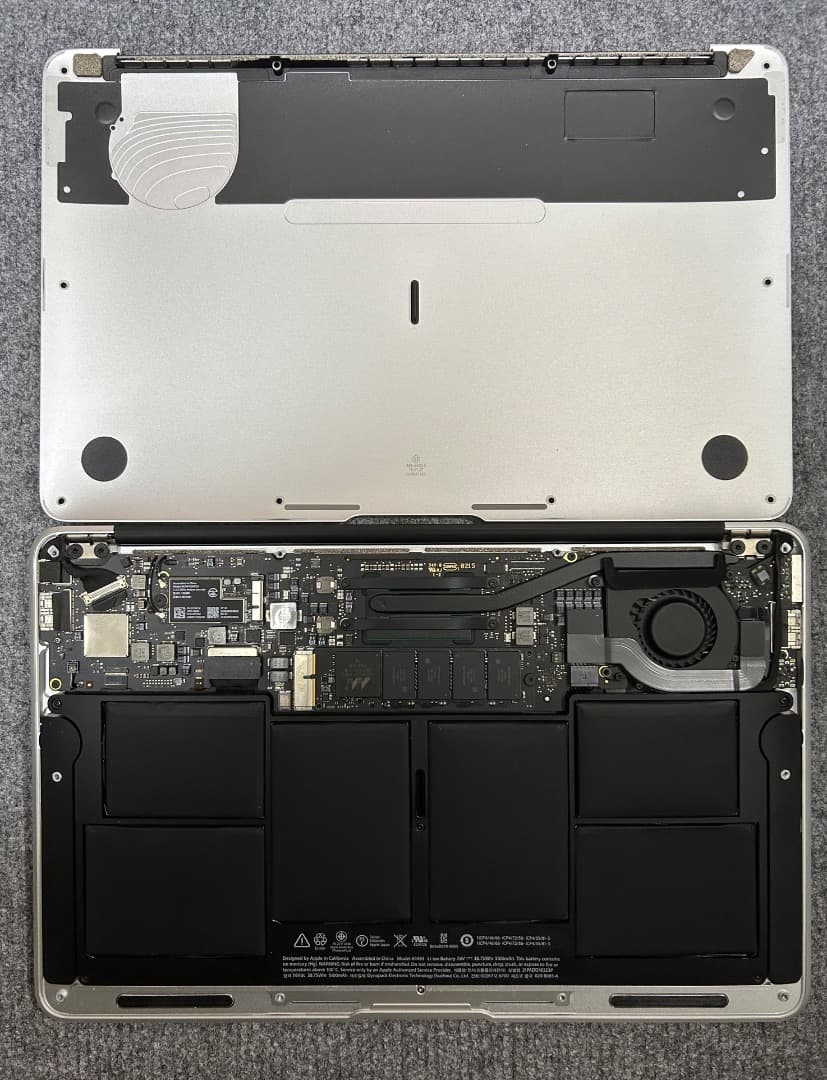 MacBook Air 2015 Corei5 1.6Ghz 11インチ