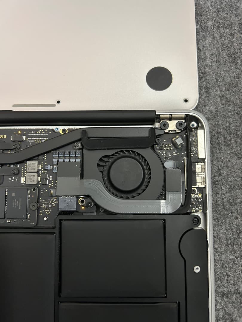 MacBook Air 2015 Corei5 1.6Ghz 11インチ