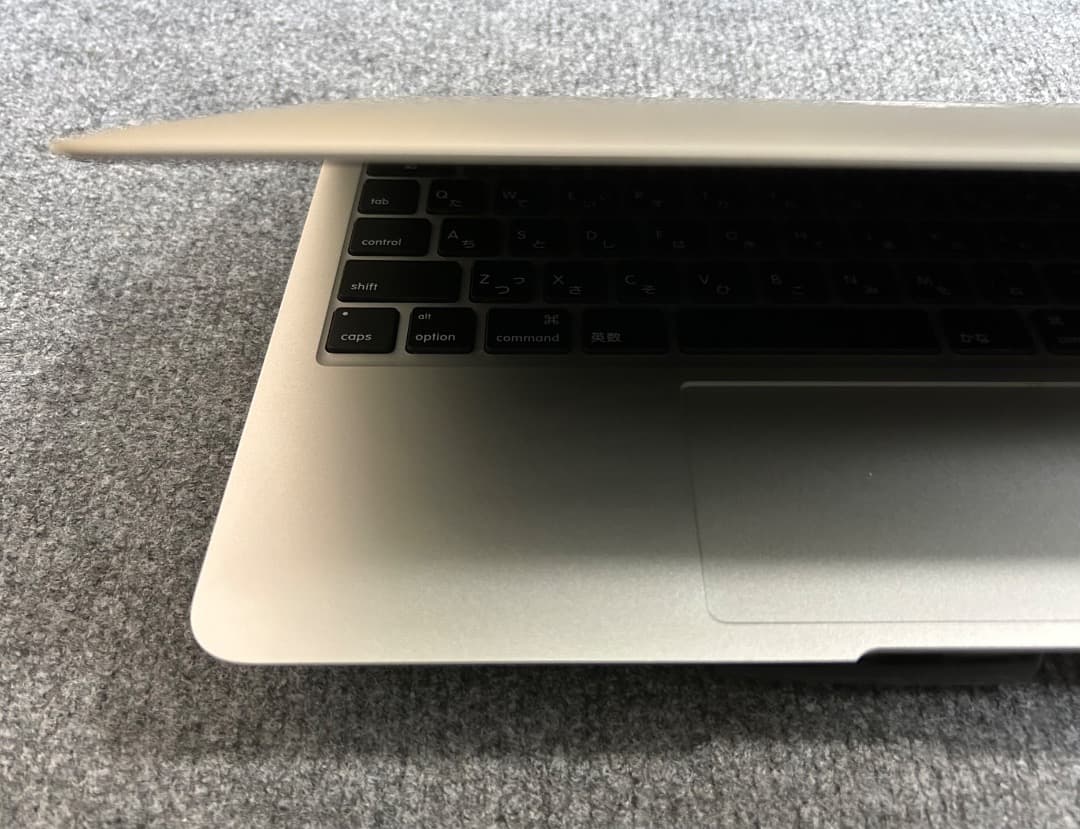 MacBook Air 2015 Corei5 1.6Ghz 11インチ