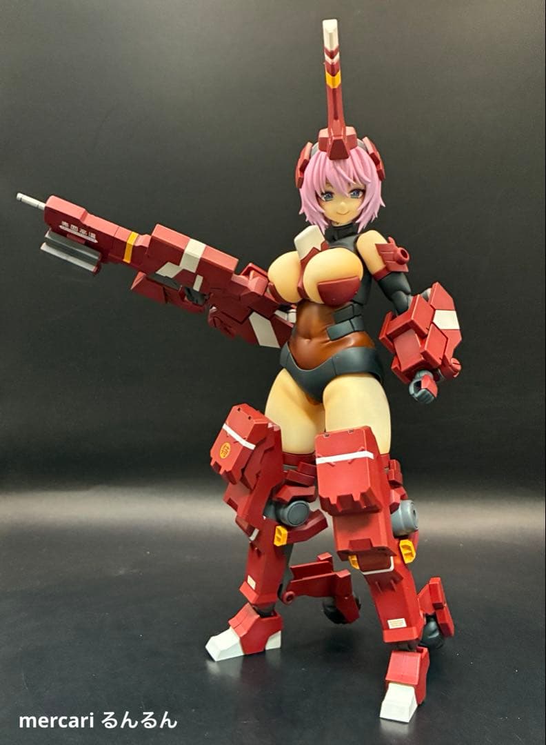 フレームアームズ・ガール 輝鎚・甲＋ウェポンユニット×3塗装完成品