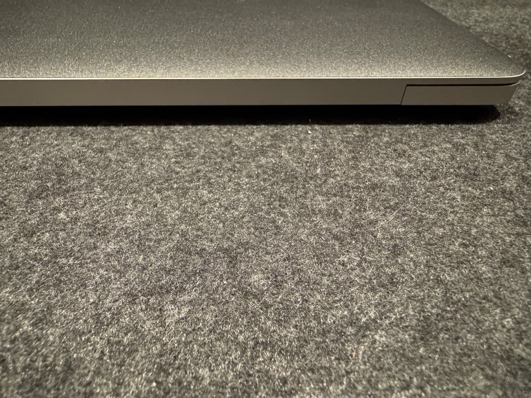 MacBook Pro 16インチ 2019 core i7 32GB 1TB