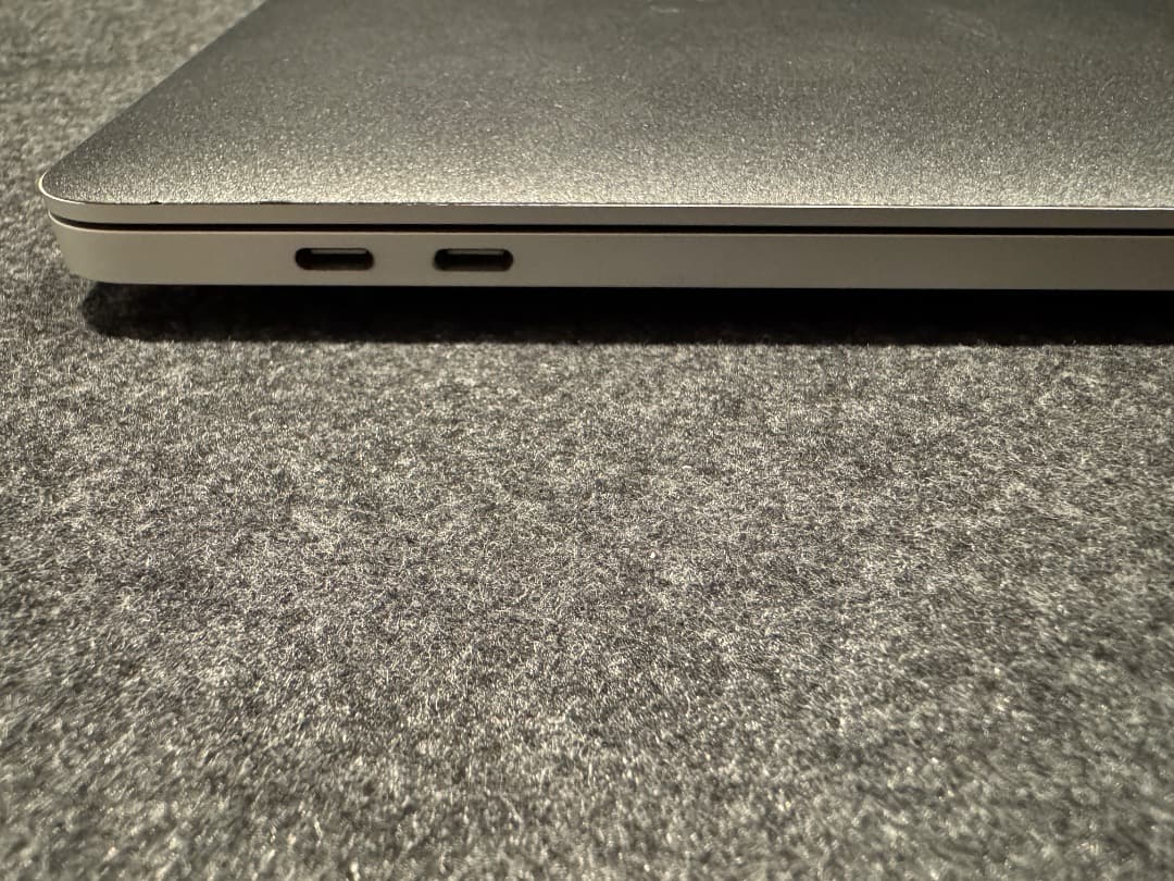 MacBook Pro 16インチ 2019 core i7 32GB 1TB