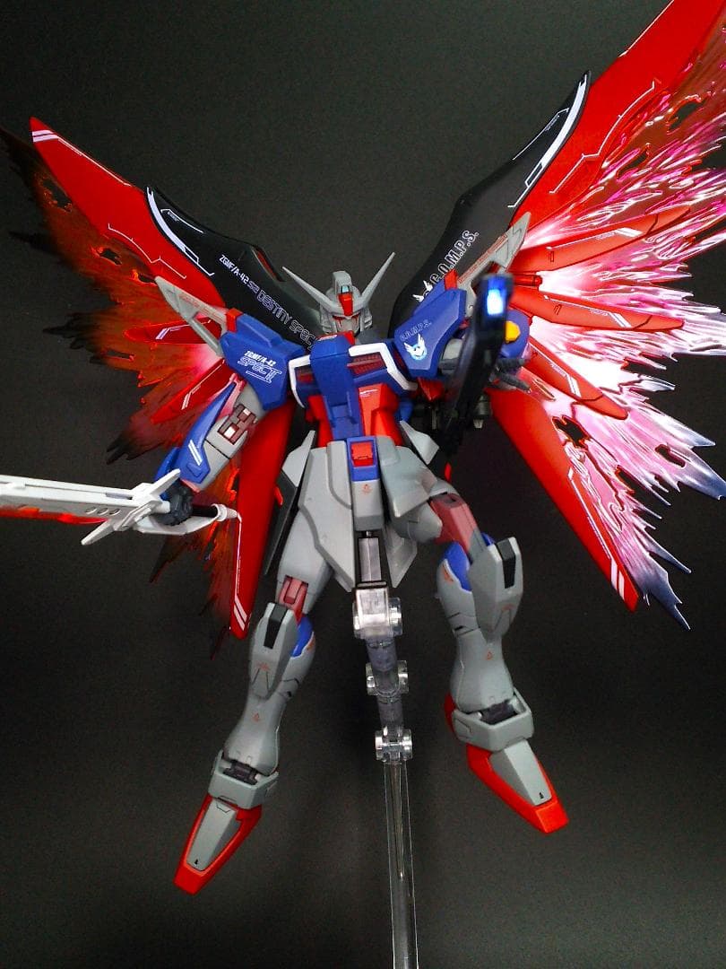 【28日まで特価】HG デスティニーガンダムSpecⅡ＆ゼウスシルエット