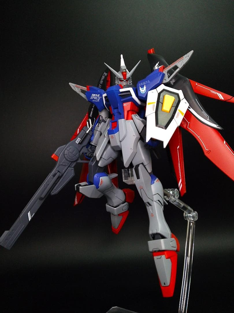 【28日まで特価】HG デスティニーガンダムSpecⅡ＆ゼウスシルエット