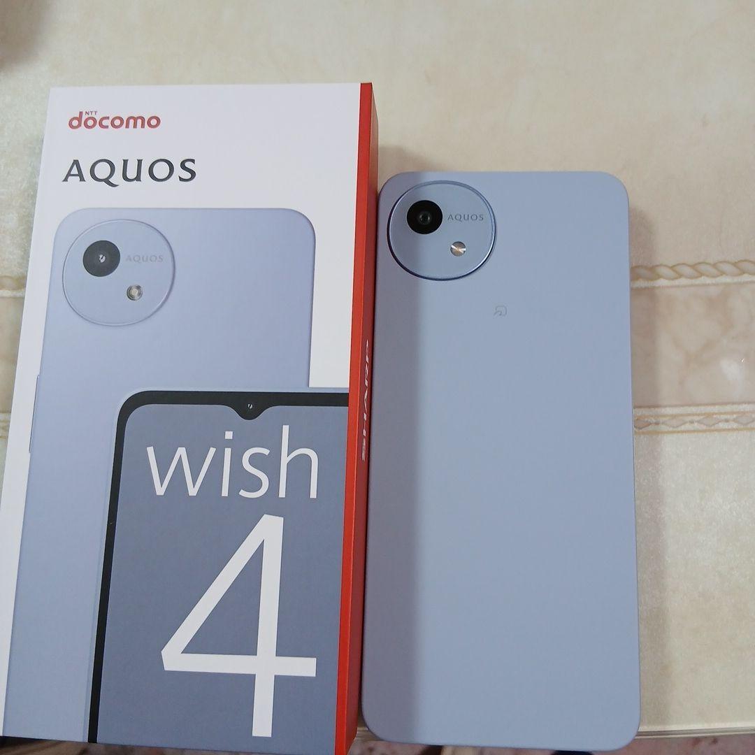 docomo AQUOS wish 4 ライトブルー 本体