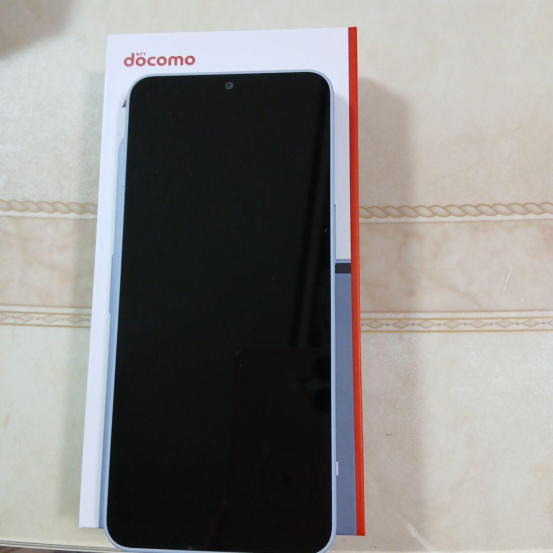 docomo AQUOS wish 4 ライトブルー 本体