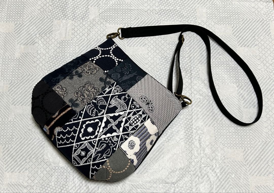 激レア celebrate入り♡ハンドメイド＊ミナペルホネン＊コロりんショルダー