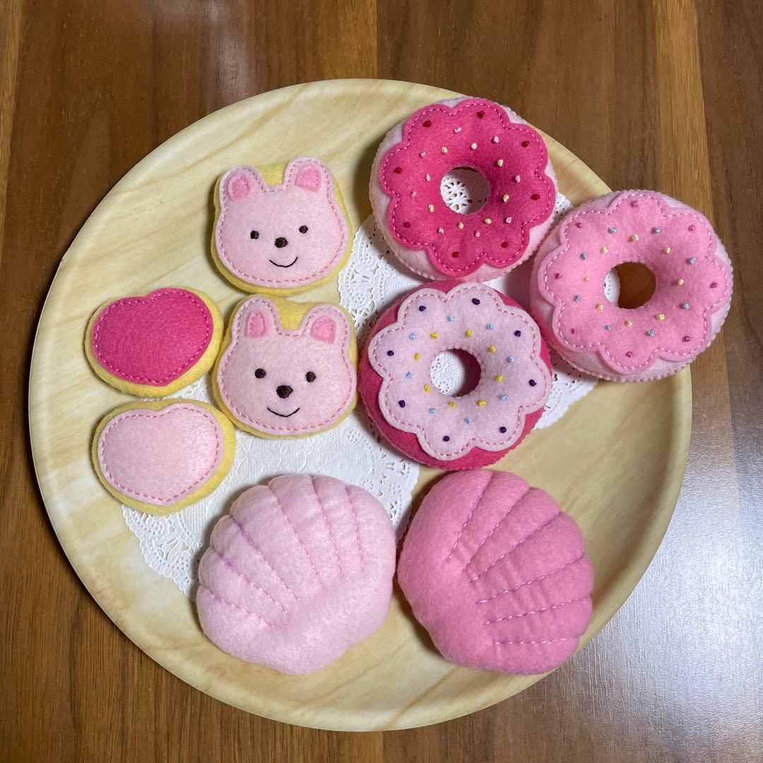 Sachi_ ⭐︎ フェルト☆ハンドメイド☆ままごと☆スイーツ☆焼き菓子