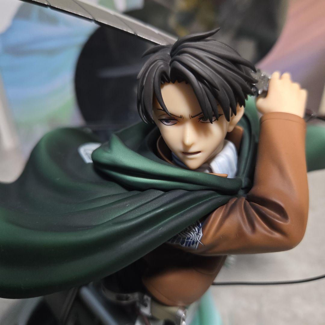 進撃の巨人 リヴァイ 1/6 フィギュア 人類最強の兵士 ポニーキャニオン