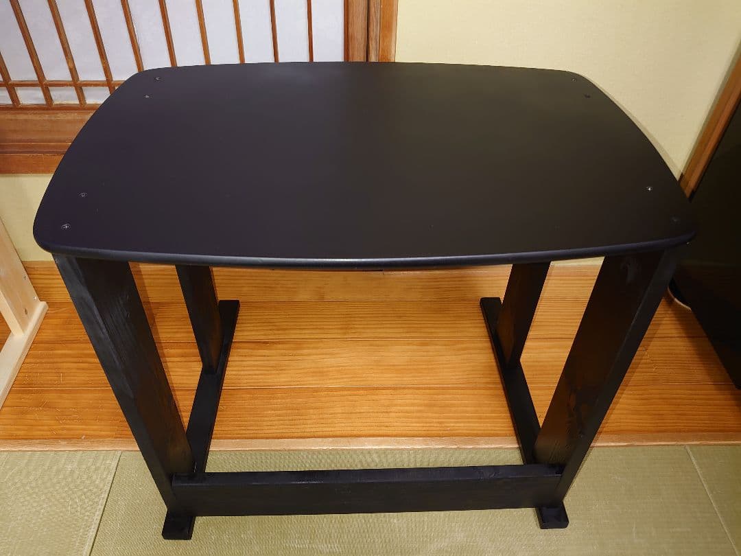 【累積117台目】１台用パチスロ実機の置き台（シンプルスタンド）★黒色に塗装済み