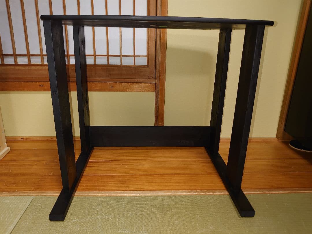 【累積117台目】１台用パチスロ実機の置き台（シンプルスタンド）★黒色に塗装済み