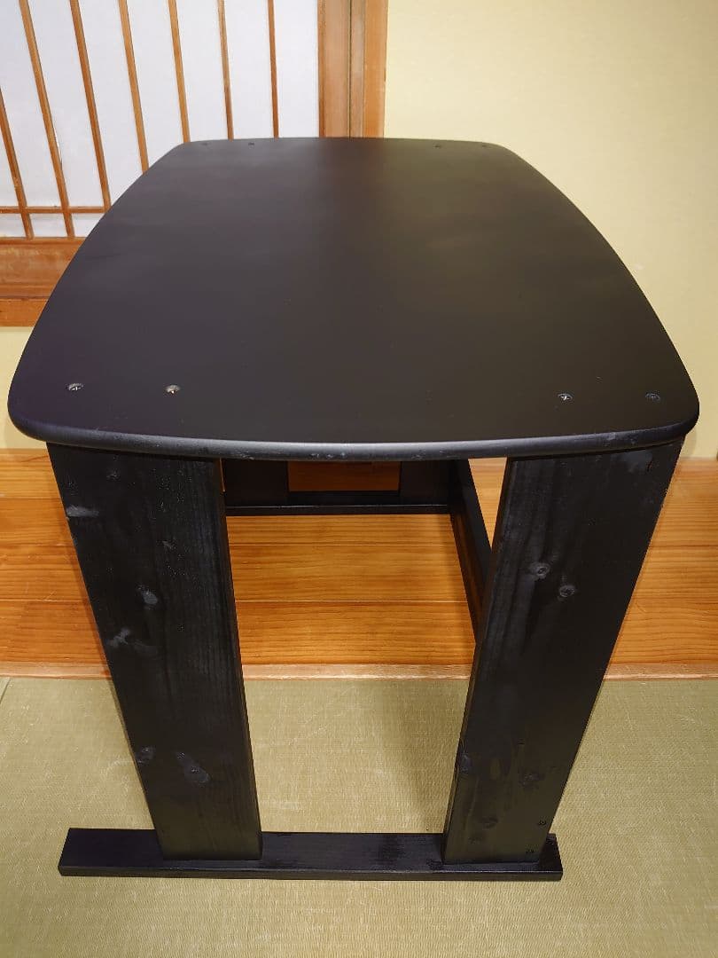 【累積117台目】１台用パチスロ実機の置き台（シンプルスタンド）★黒色に塗装済み