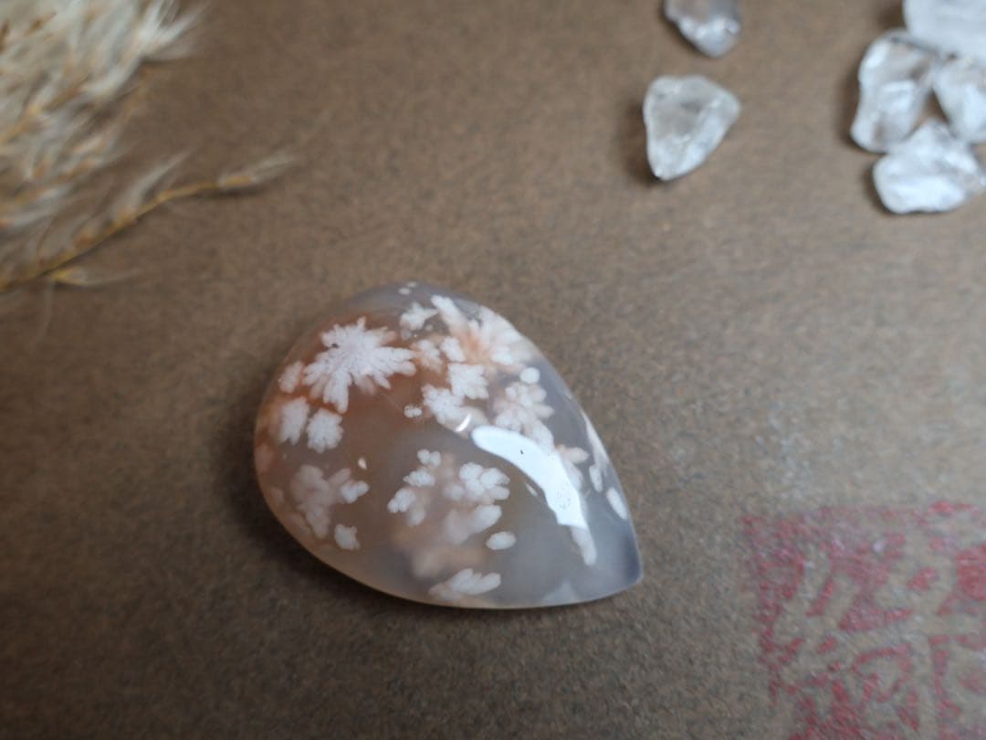 桜瑪瑙　マクラメ　ネックレス