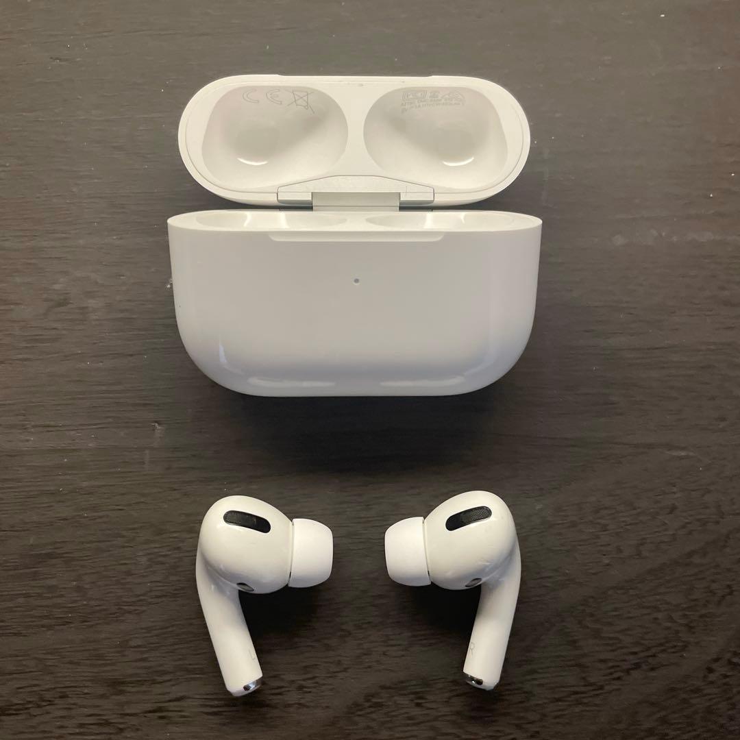 Apple AirPods pro 第1世代 充電ケース付き 正規品
