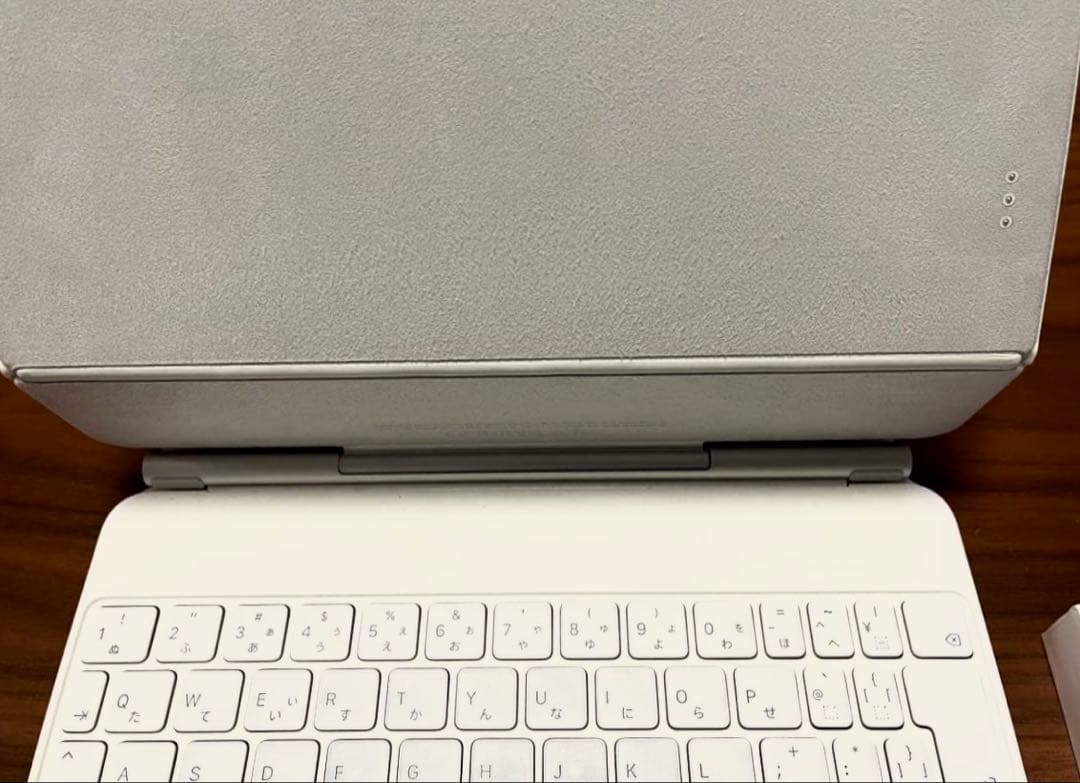iPad Magic Keyboard A2261 11 ホワイト